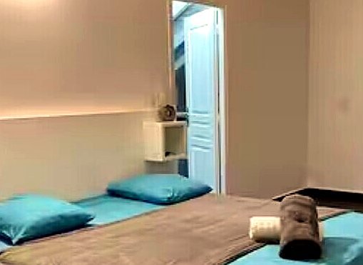 Chambre aux tons turquoise